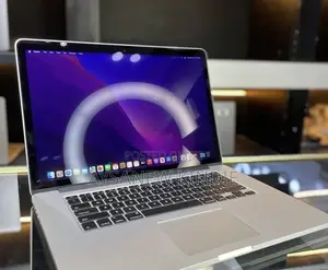 Photo - New Laptop Apple MacBook Pro 2015 16GB Intel Core I7 SSD 256GB