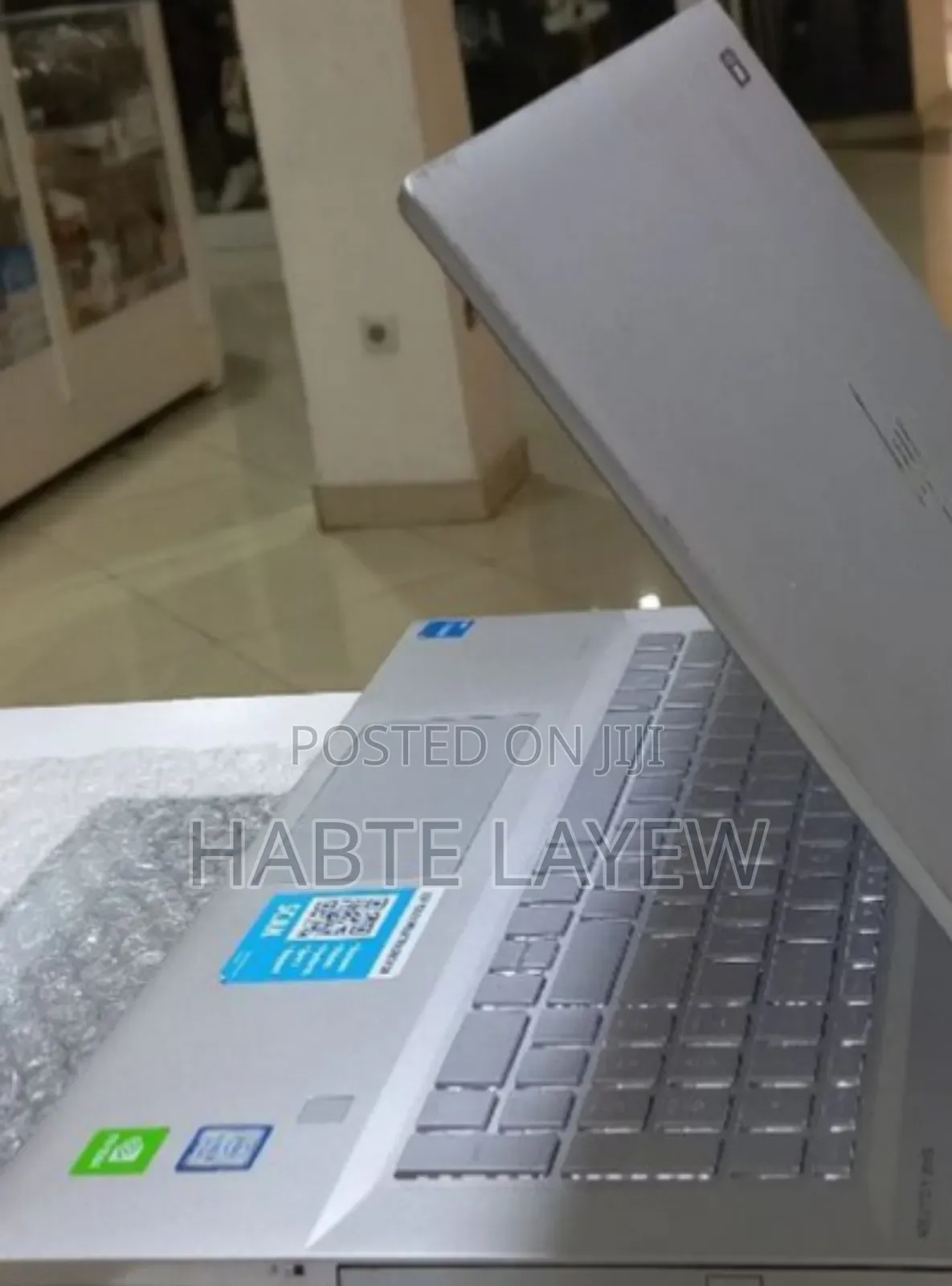 New Laptop HP Envy 13 16GB Intel Core I7 SSD 512GB
