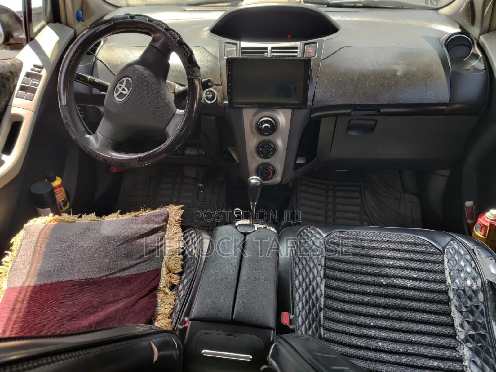 Toyota Yaris 2010 Black