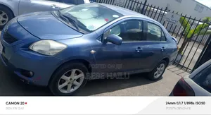 Toyota Yaris 1.3 2006 Blue