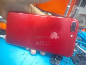 Apple iPhone 7 Plus 128 GB Red