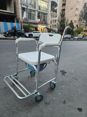 Four Wheels Commode Wheelchair庫房wheelchair延伸wheelchair Medical New