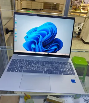 Photo - New Laptop HP Pavilion 15 16GB Intel Core I7 SSD 1T