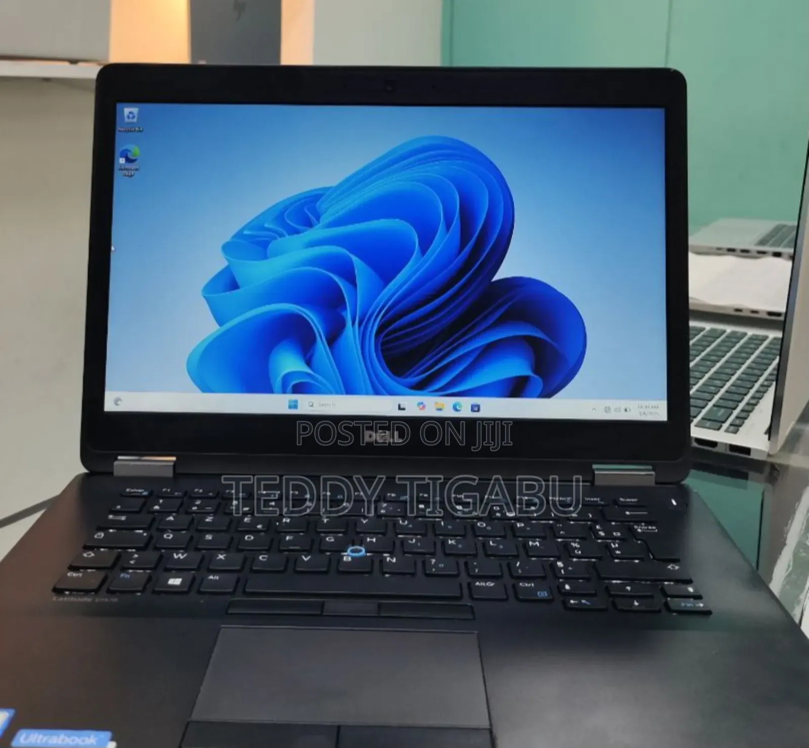 New Laptop Dell 8GB Intel Core I5 SSD 256GB