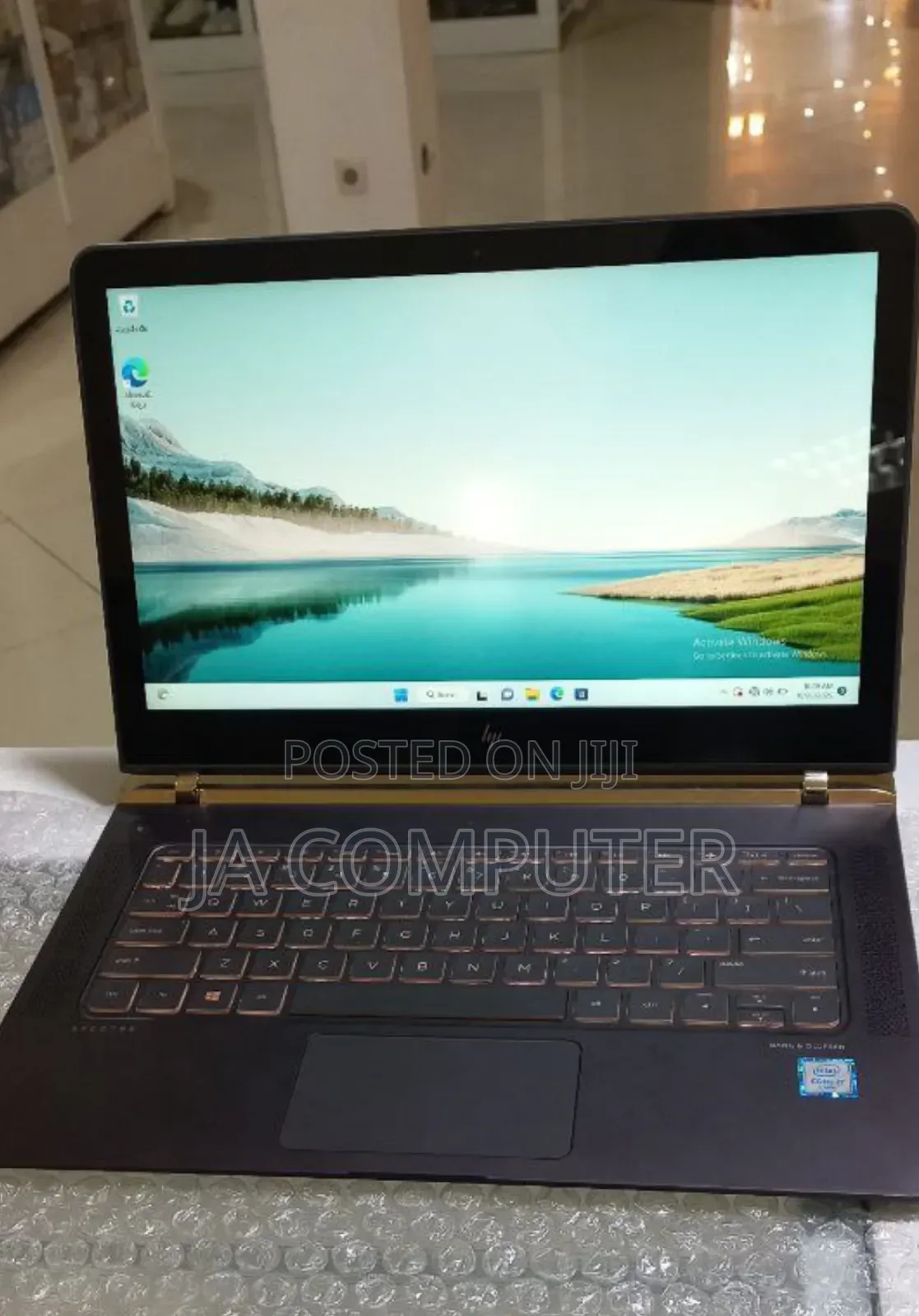 New Laptop HP Spectre 8GB Intel Core I7 SSD 256GB