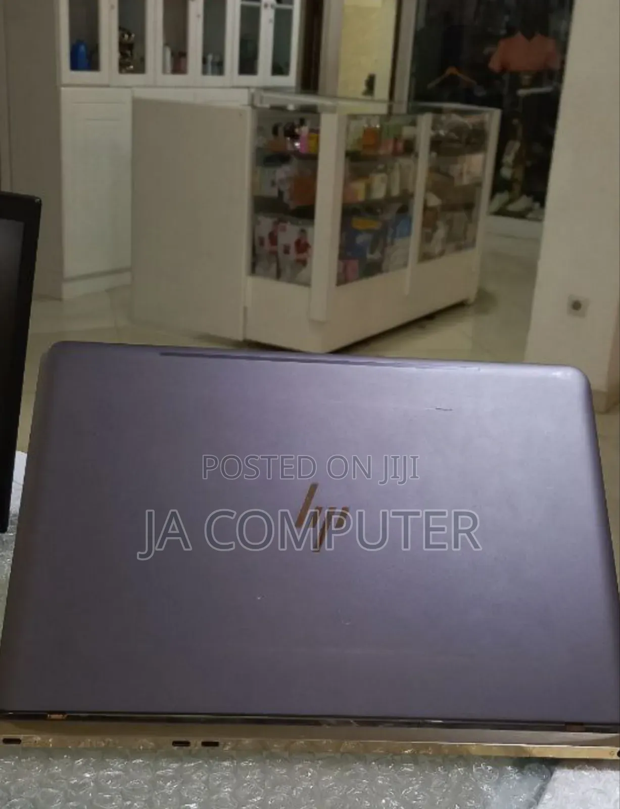 New Laptop HP Spectre 8GB Intel Core I7 SSD 256GB