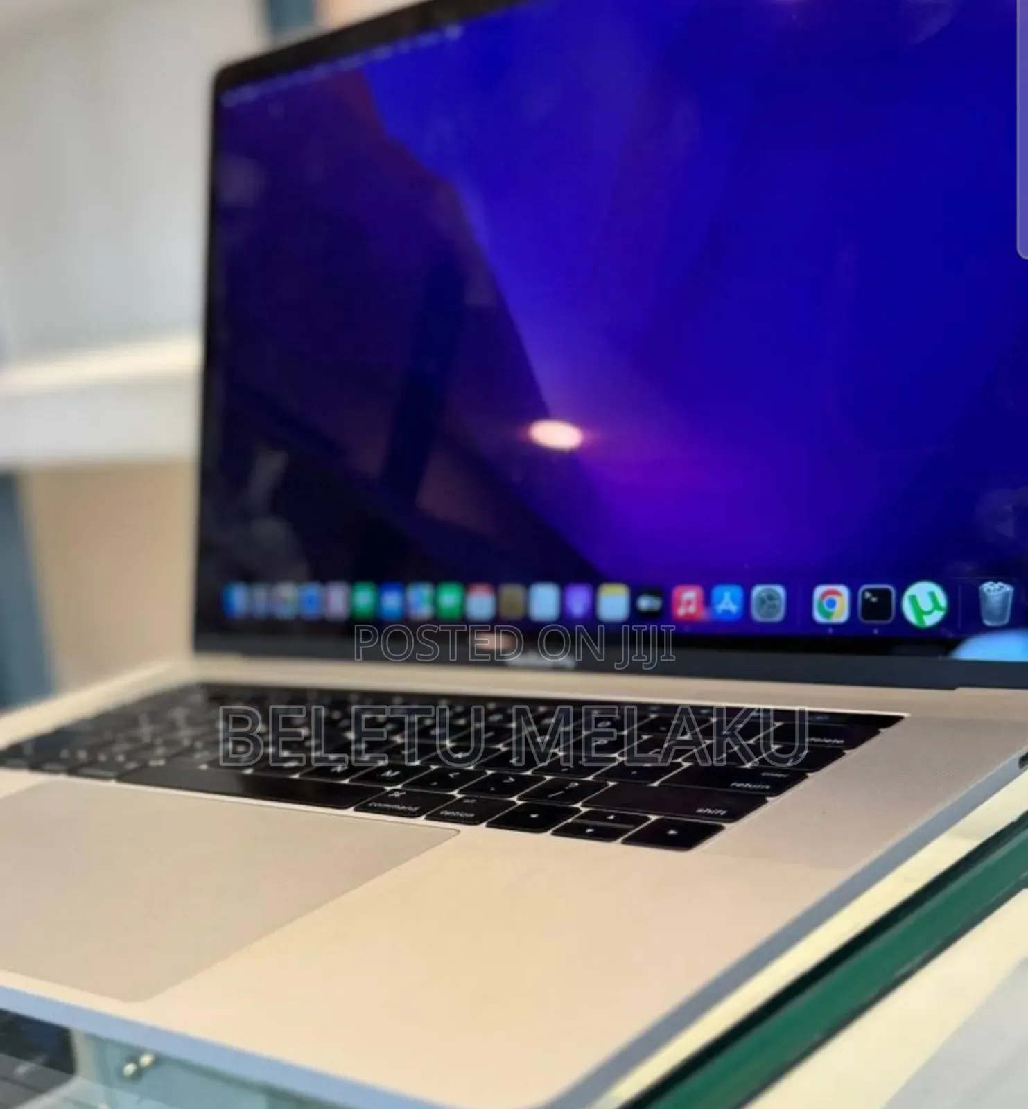 New Laptop Apple MacBook Pro 2016 16GB Intel Core I7 SSD 512GB