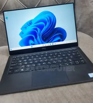 New Laptop Dell XPS 13 8GB Intel Core I5 SSD 512GB