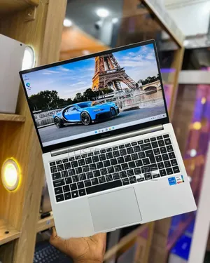 New Laptop Samsung Galaxy Book 2 8GB Intel Core I5 SSD 256GB