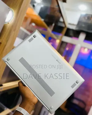 New Laptop Samsung Galaxy Book 2 8GB Intel Core I5 SSD 256GB