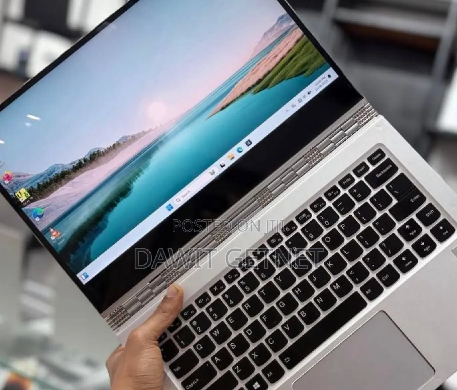 New Laptop Lenovo Yoga 910 8GB Intel Core I7 SSD 512GB