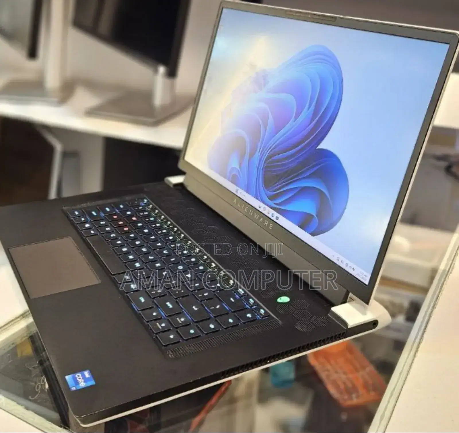 New Laptop Alienware M17x R2 32GB Intel Core I7 SSD 512GB