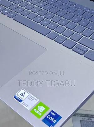 Photo - New Laptop Dell 16GB Intel Core I7 SSD 512GB