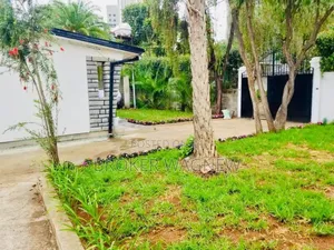 3bdrm Villa in Bole for rent