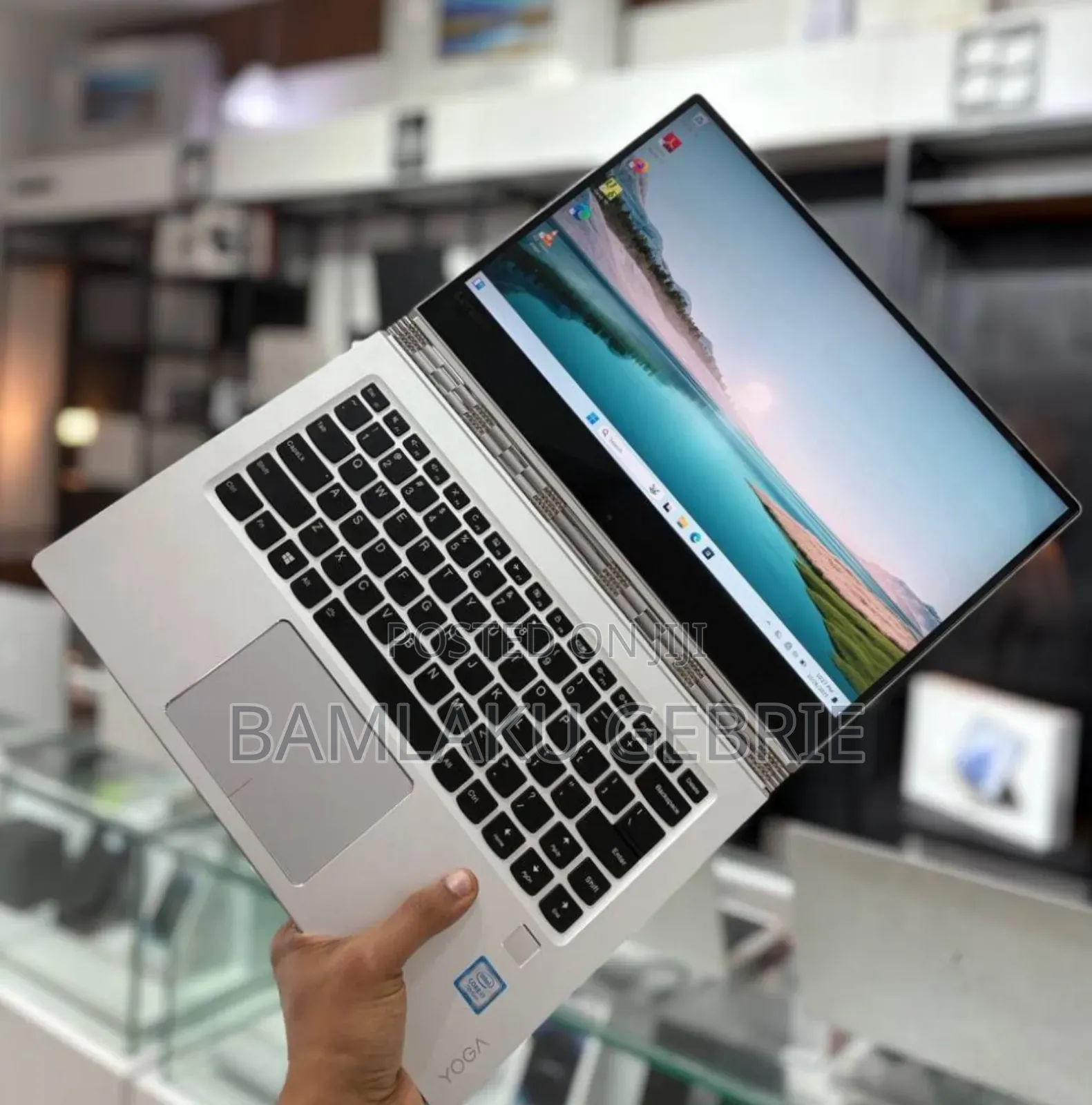 New Laptop Lenovo Yoga 910 8GB Intel Core I7 SSD 512GB