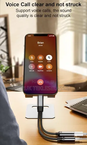 Usb-C to 3.5mm Headphone + Charger Adapter