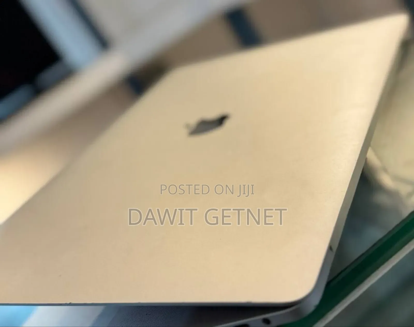 New Laptop Apple MacBook Pro 2019 16GB Intel Core I7 SSD 512GB
