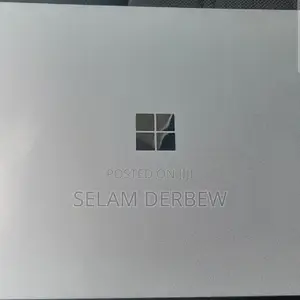 New Laptop Microsoft Surface 4GB Intel Core I5 SSD 256GB