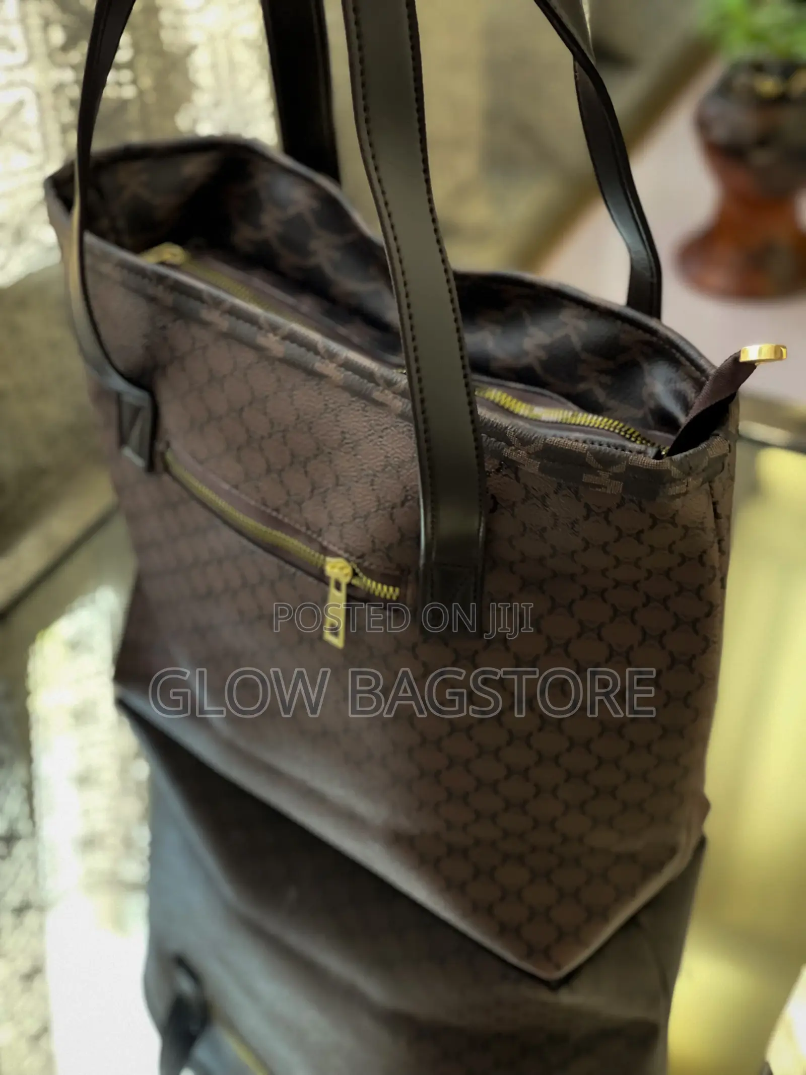 Classy Women’S Shoulder Bag