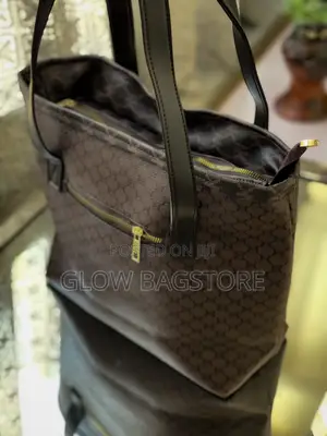 Classy Women’S Shoulder Bag