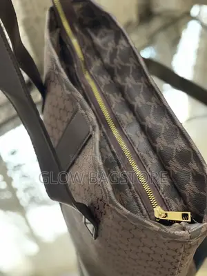 Classy Women’S Shoulder Bag