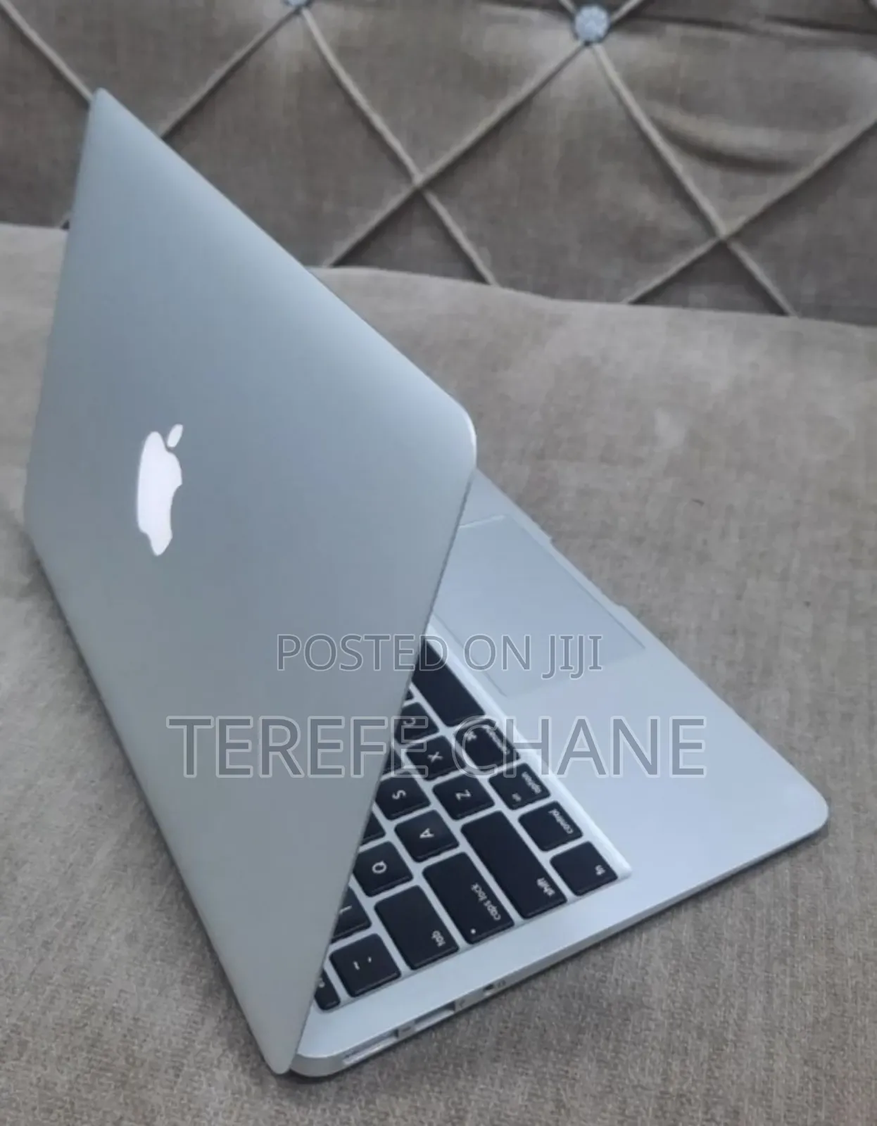 New Laptop Apple MacBook 2015 4GB Intel Core I5 SSD 128GB