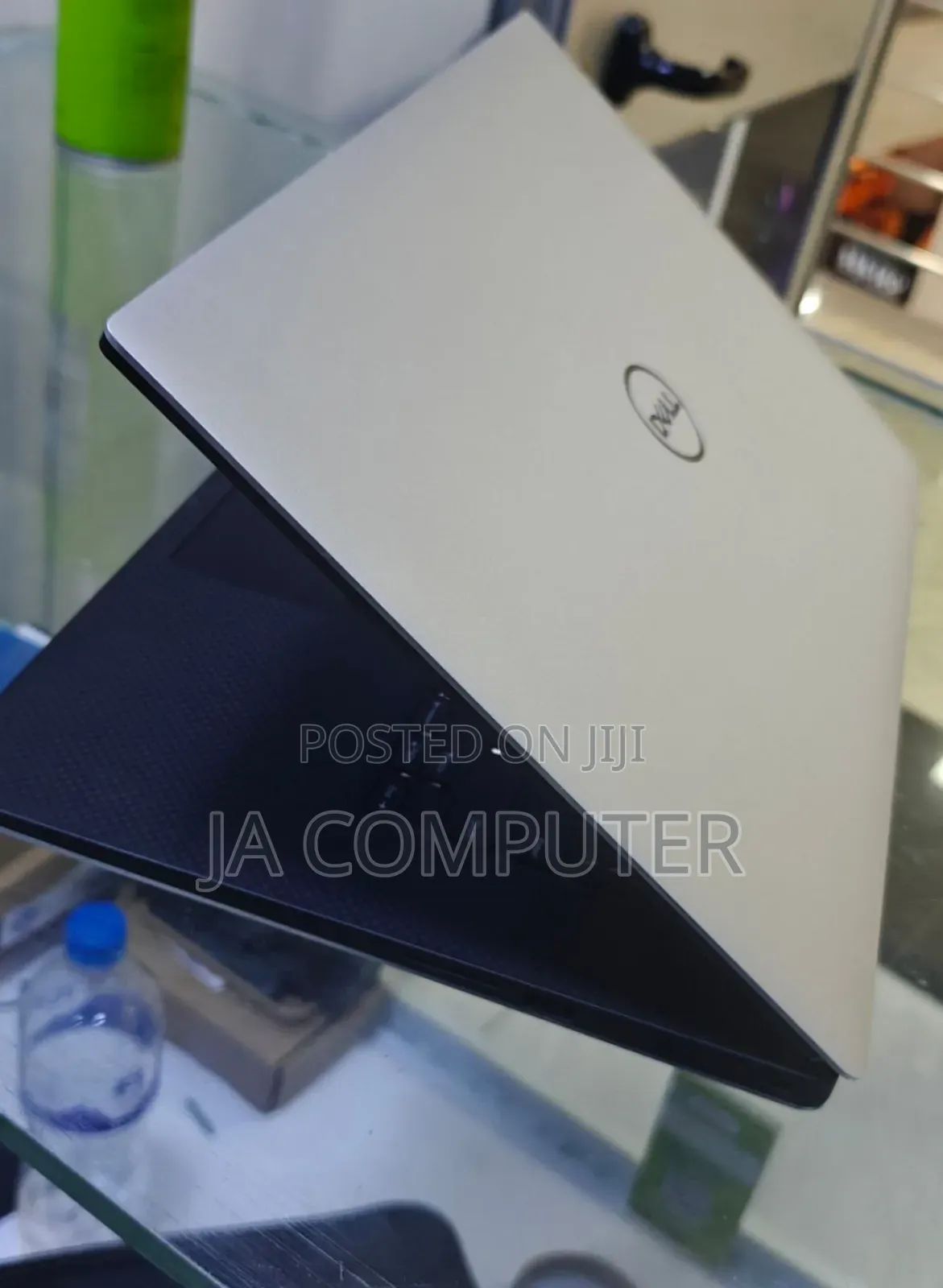 New Laptop Dell Precision 5540 16GB Intel Core I7 SSD 1T