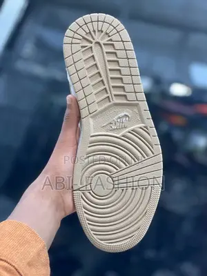 Nike Air Jordan 1 Low "Hemp White"