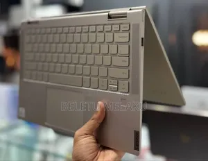 New Laptop Lenovo Yoga C740 8GB Intel Core I5 SSD 512GB