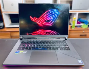 Photo - New Laptop Asus ROG Strix G16 G614 16GB Intel Core I9 SSD 1T