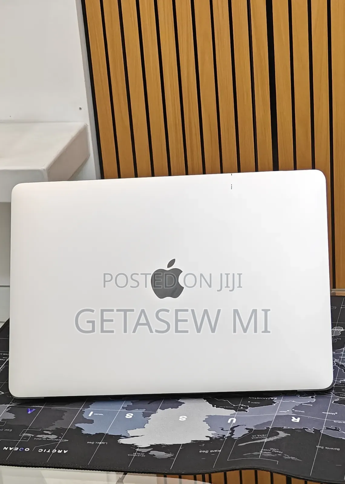 New Laptop Apple MacBook Pro 2022 M2 8GB Apple M2 SSD 256GB