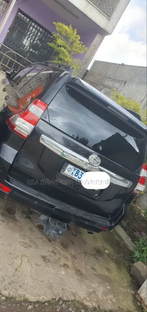 Toyota Land Cruiser Prado 2014 Matt Black