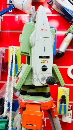 Leica Ts 11 Totalstion