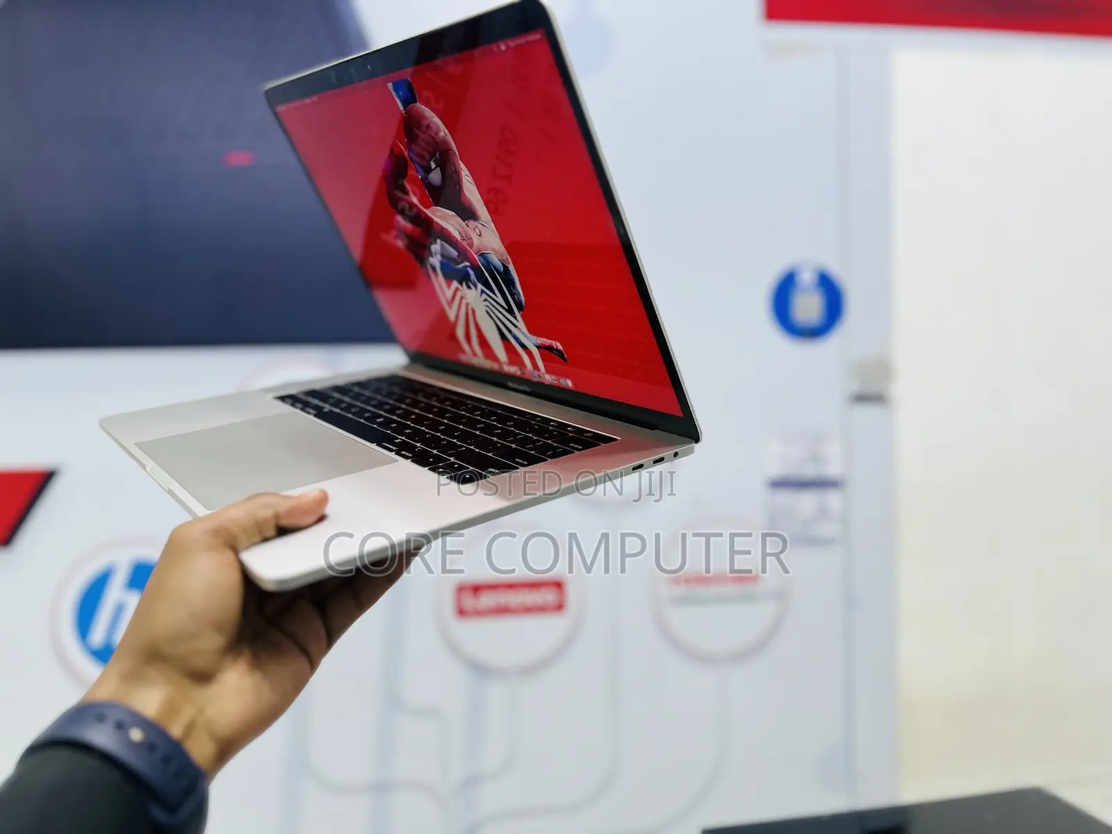 Laptop Apple MacBook 2019 32GB Intel Core I9 SSD 512GB