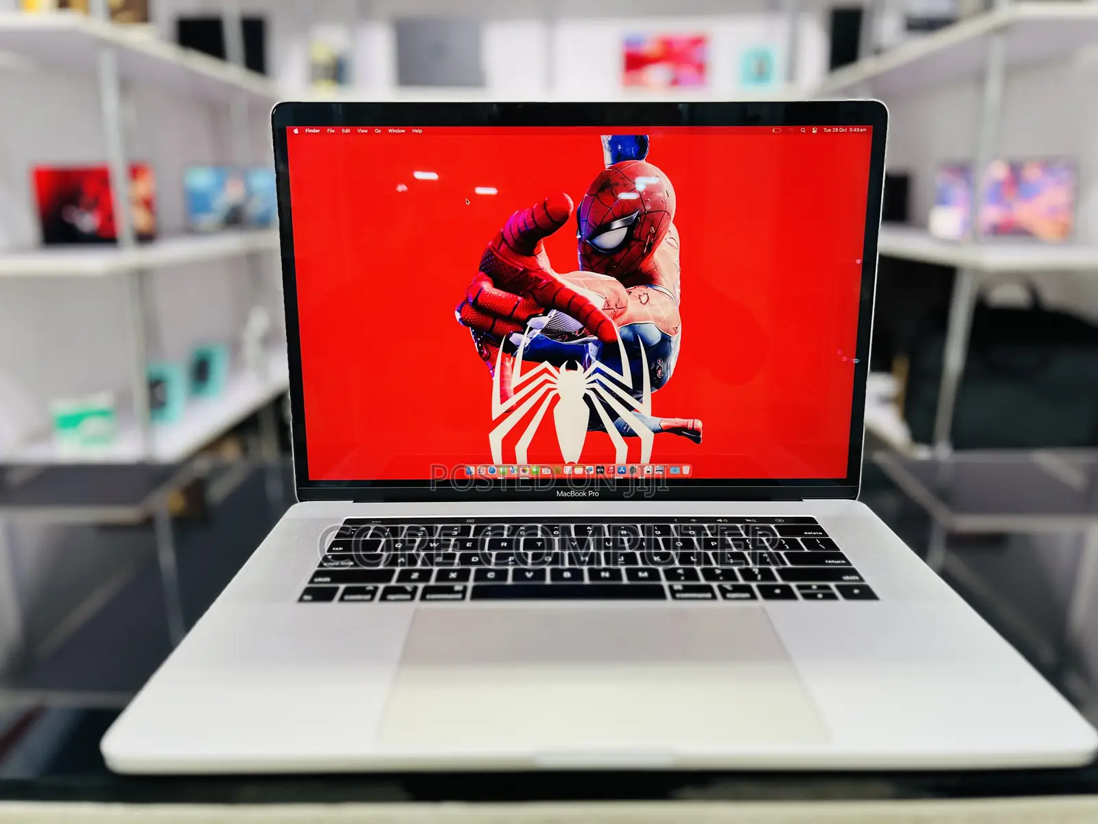 Laptop Apple MacBook 2019 32GB Intel Core I9 SSD 512GB