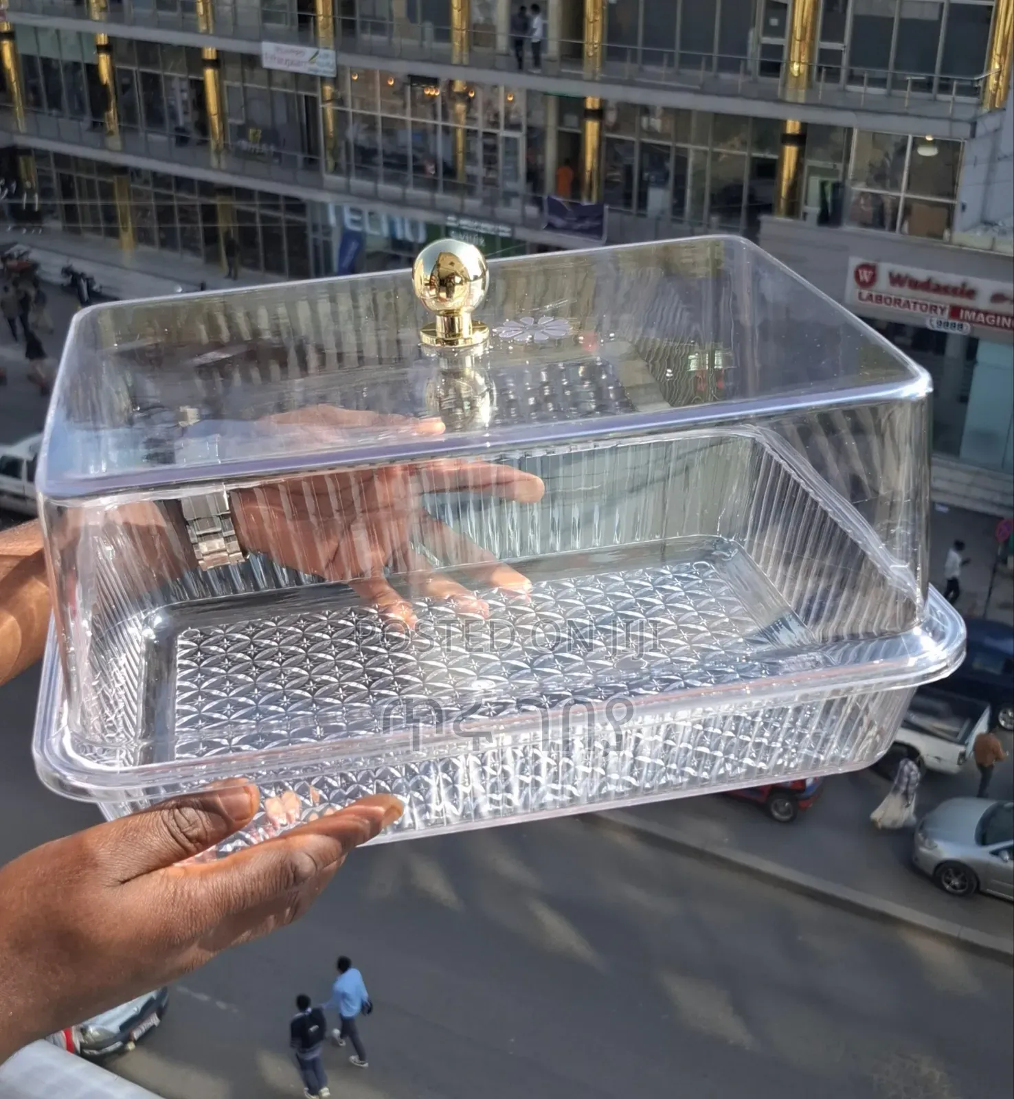 Enjera and Bread Box የእንጀራ እና የዳቦ ማቅረቢያ