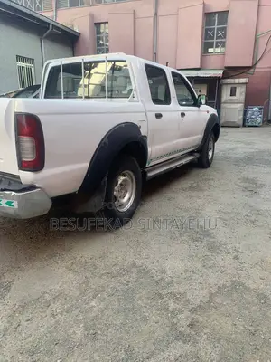 Photo - Nissan Patrol 3.0 TD GL 2007 White