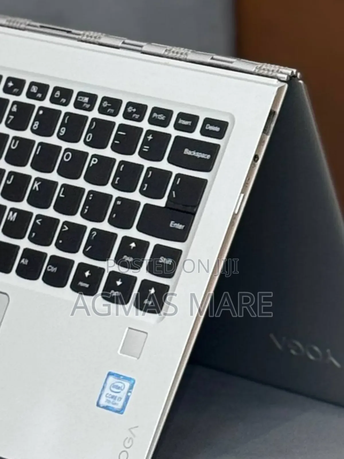 New Laptop Lenovo Yoga 910 8GB Intel Core I7 SSD 512GB