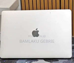New Laptop Apple MacBook Pro 2022 M2 8GB Apple M2 SSD 256GB