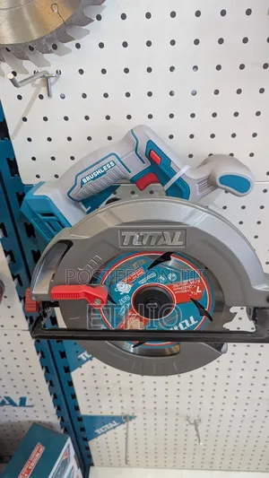 Total 20v Cordless Circular Saw