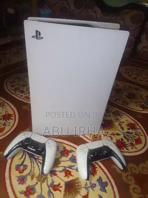 Photo - Play Station 5