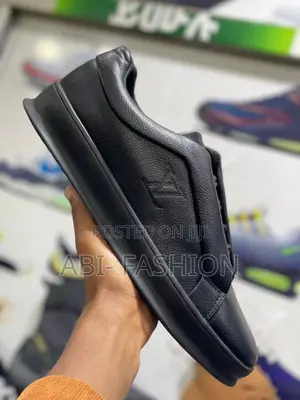 Louis Vuitton Men's Flat Shoe