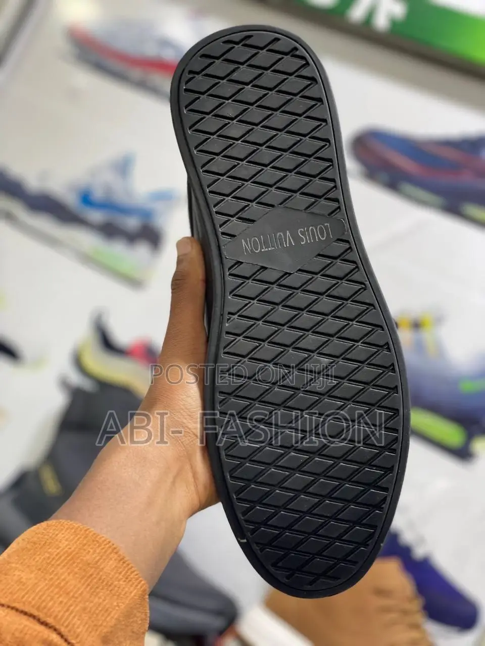 Louis Vuitton Men's Flat Shoe