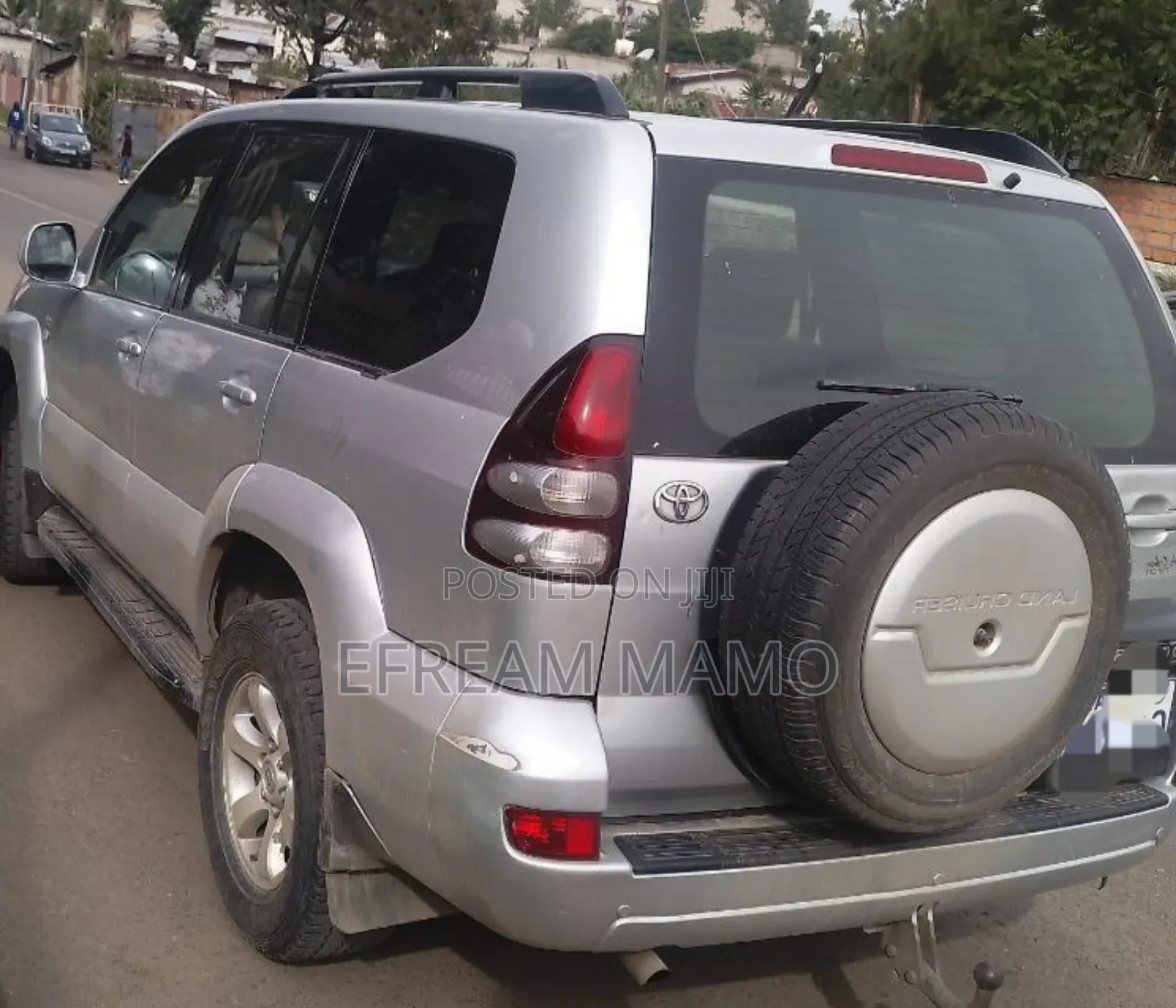 Toyota Land Cruiser 2005 Silver