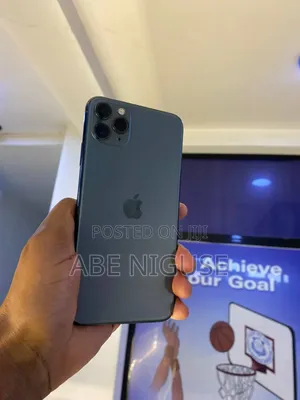 Photo - Apple iPhone 11 Pro Max 256 GB Green