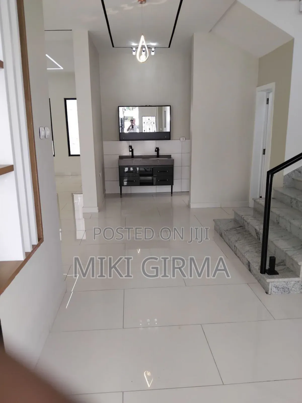 4bdrm Townhouse/Terrace in ላም በረት ማዕድን ሚኒስቴር, Bole for sale