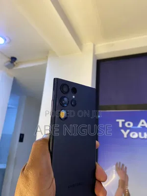 Photo - Samsung Galaxy S22 Ultra 256 GB Black