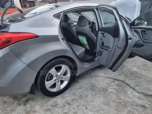 Hyundai Elantra GT 2013 Gray