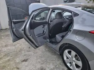 Hyundai Elantra GT 2013 Gray