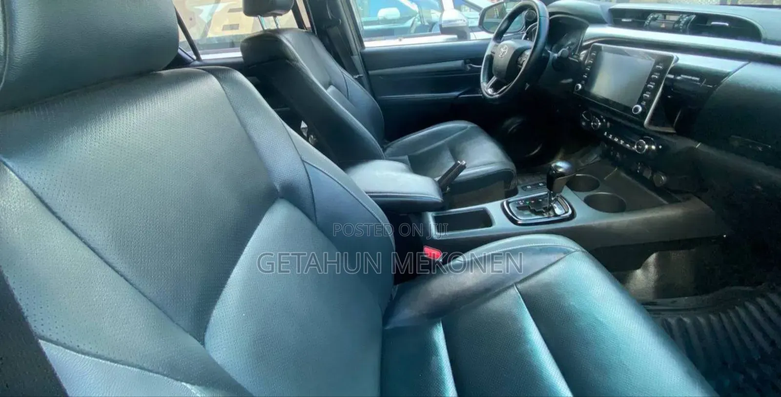 Toyota Hilux 2022 Gray